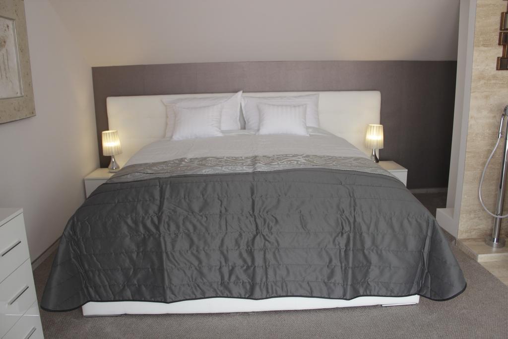Villapark Luxury Apartman Balatonfuered Экстерьер фото